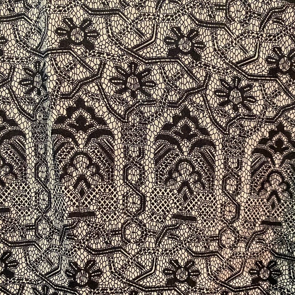 Blouse - Picture 2 of 3